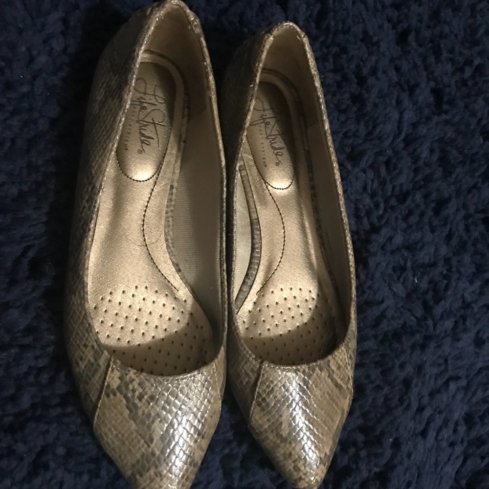 Snake pattern Flats